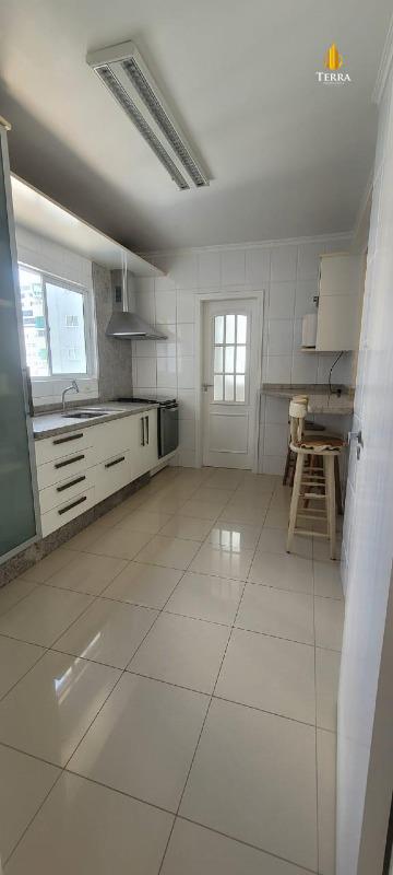 Moradas do Bosque Apartamento com 2 quartos, Centro: 