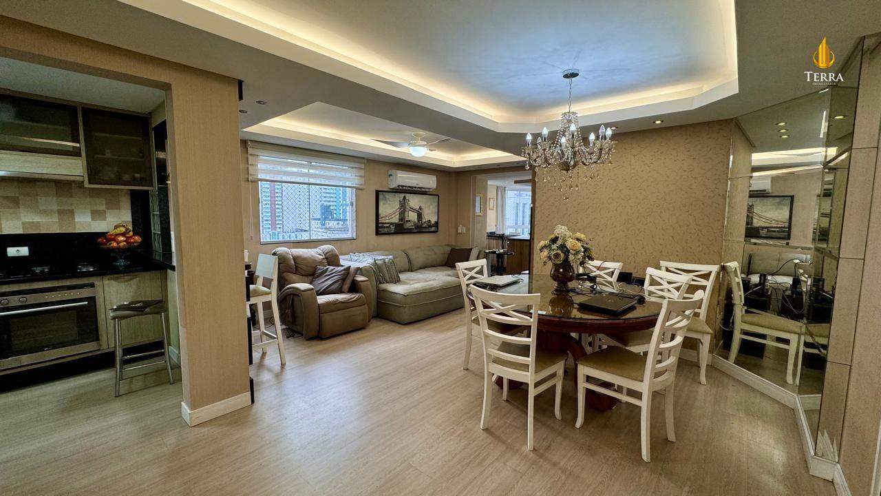 Edifício La Salle Apartamento com 3 quartos, Centro: 