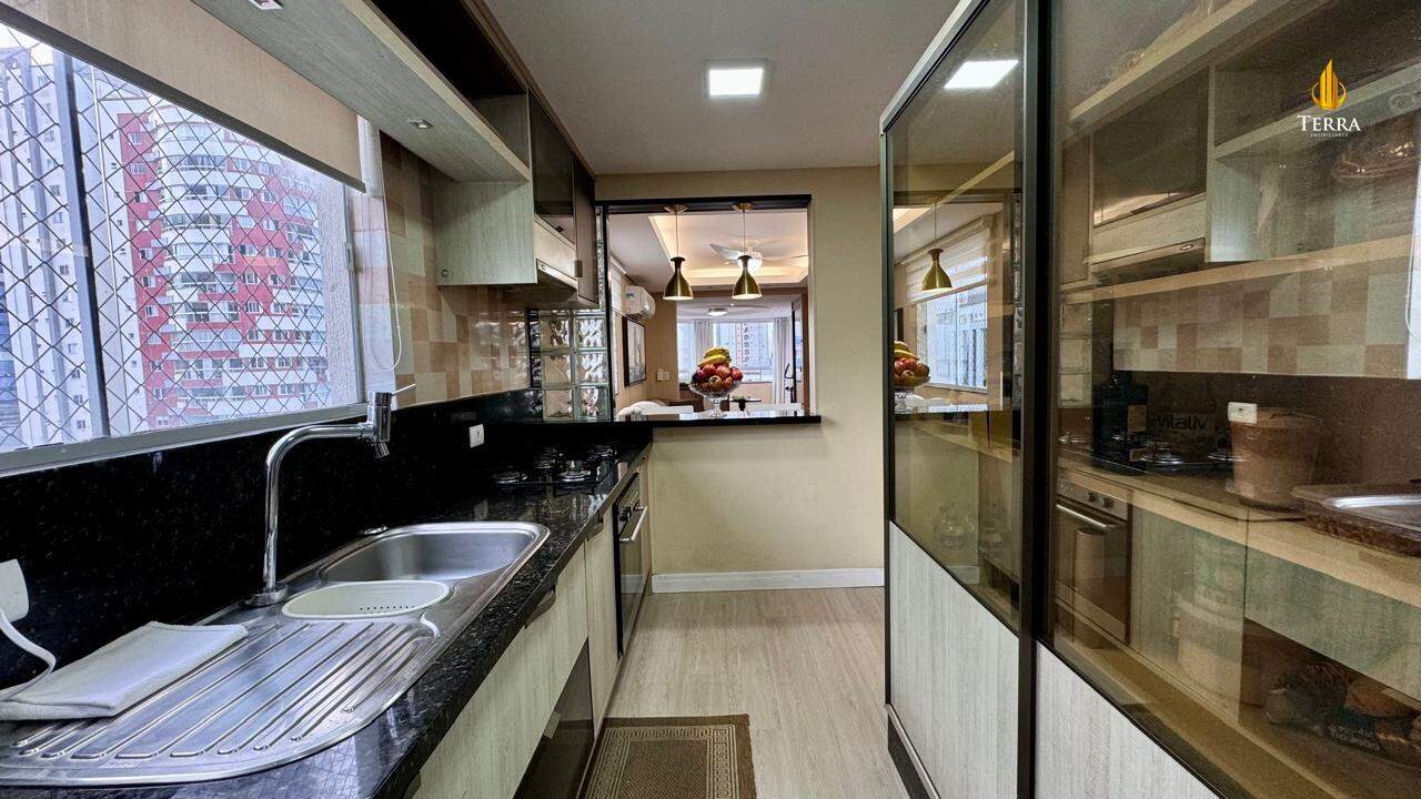 Edifício La Salle Apartamento com 3 quartos, Centro: 