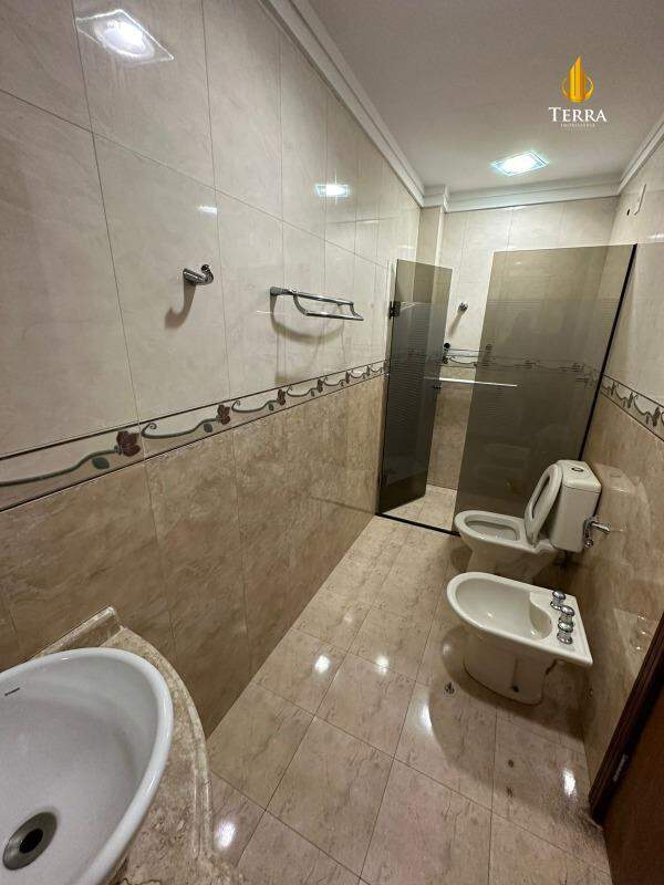 Edificio Dom Fernando Apartamento com 4 quartos, Centro: 