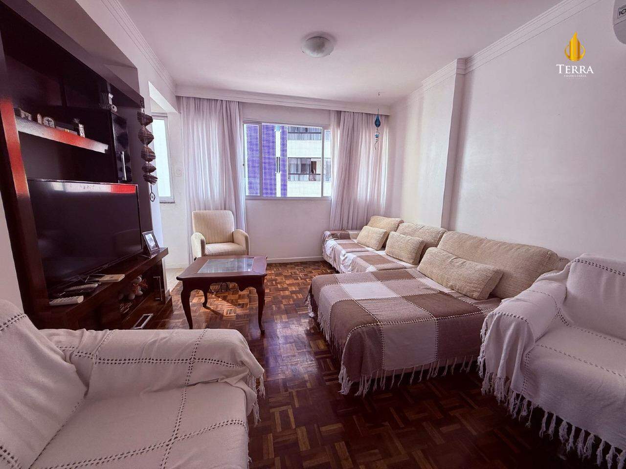 Edifício Alfa Centauro Apartamento com 3 quartos, Centro: 
