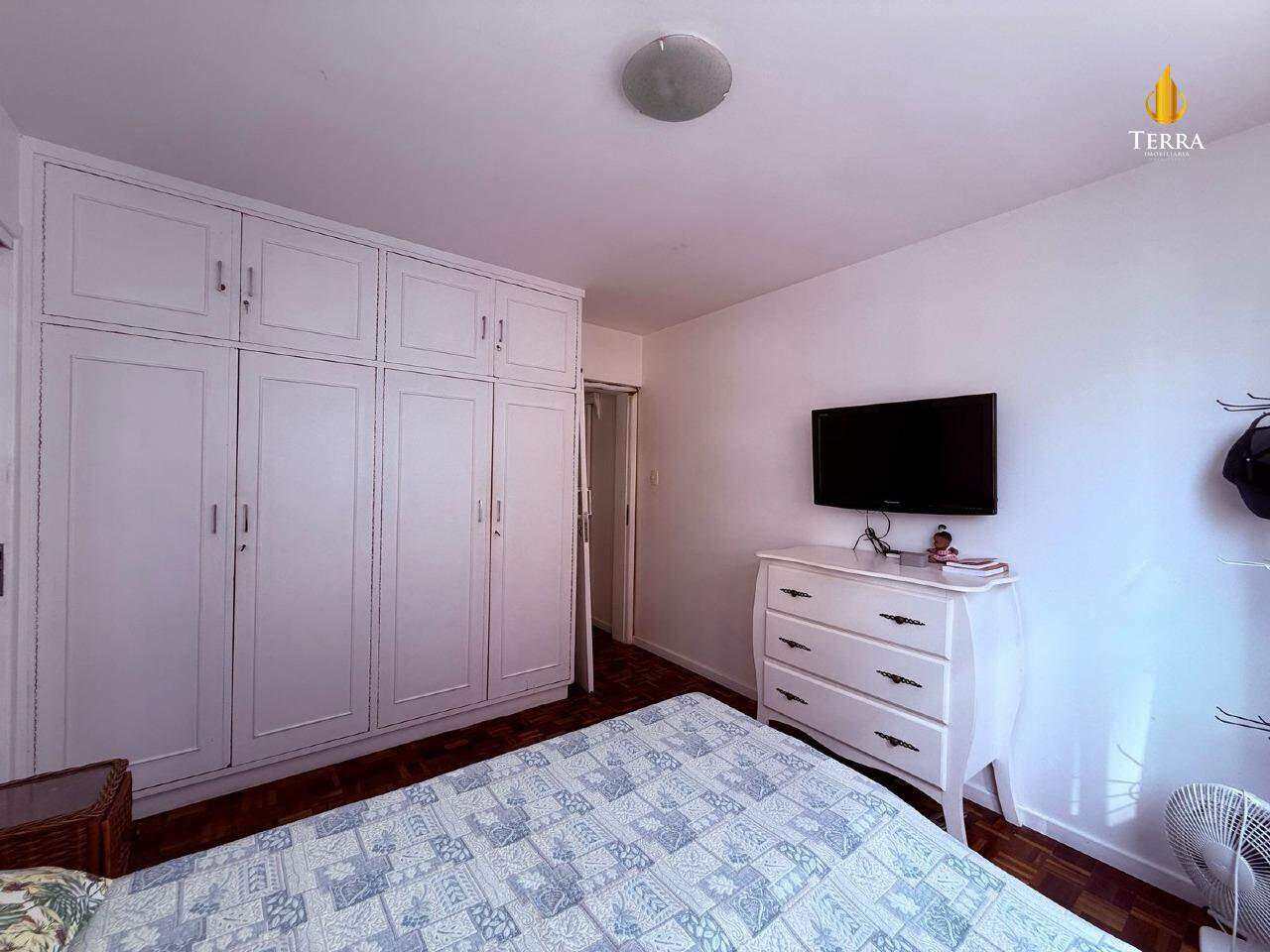 Edifício Alfa Centauro Apartamento com 3 quartos, Centro: 