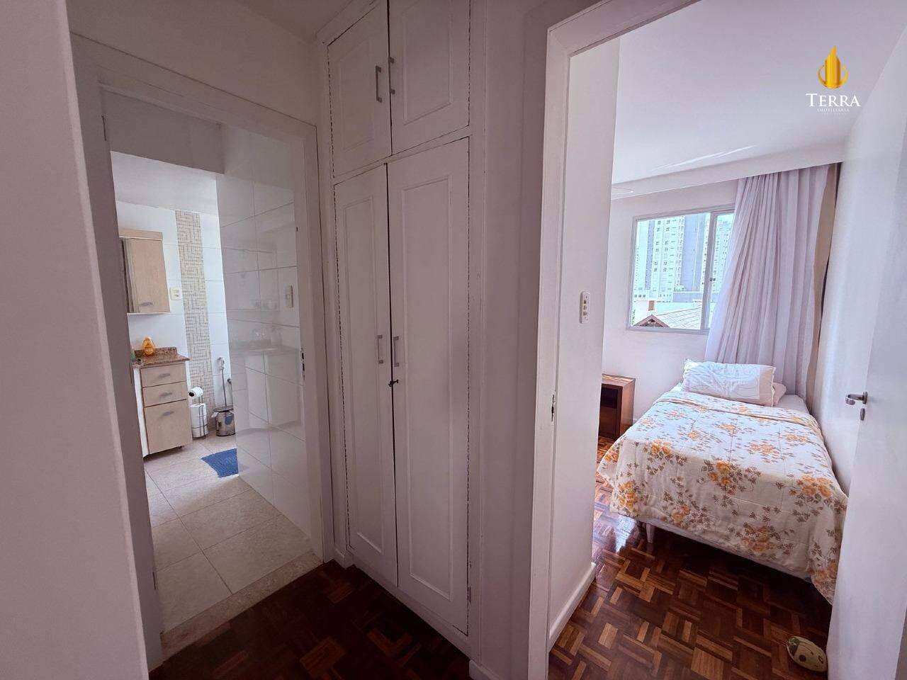 Edifício Alfa Centauro Apartamento com 3 quartos, Centro: 