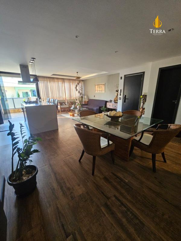 Edifício Amores do Mar Apartamento com 3 quartos, Praia dos Amores: 