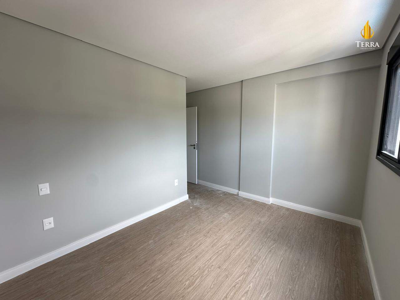 Portal da Brava Residencial Apartamento com 2 quartos, Praia dos Amores: 