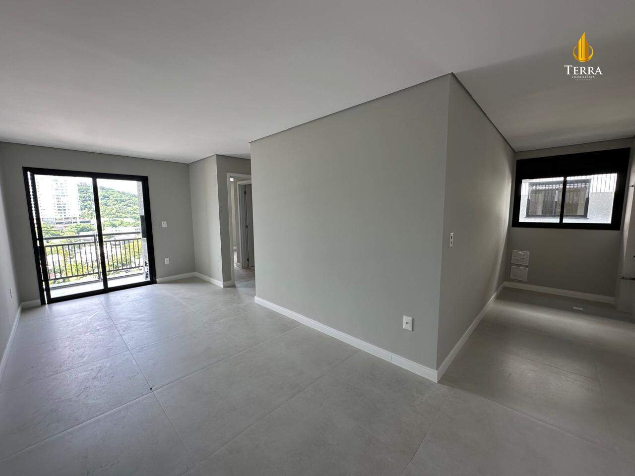 Portal da Brava Residencial Apartamento com 2 quartos, Praia dos Amores: 
