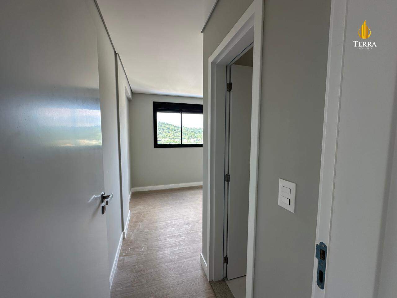 Portal da Brava Residencial Apartamento com 2 quartos, Praia dos Amores: 