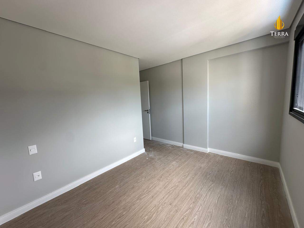 Portal da Brava Residencial Apartamento com 2 quartos, Praia dos Amores: 