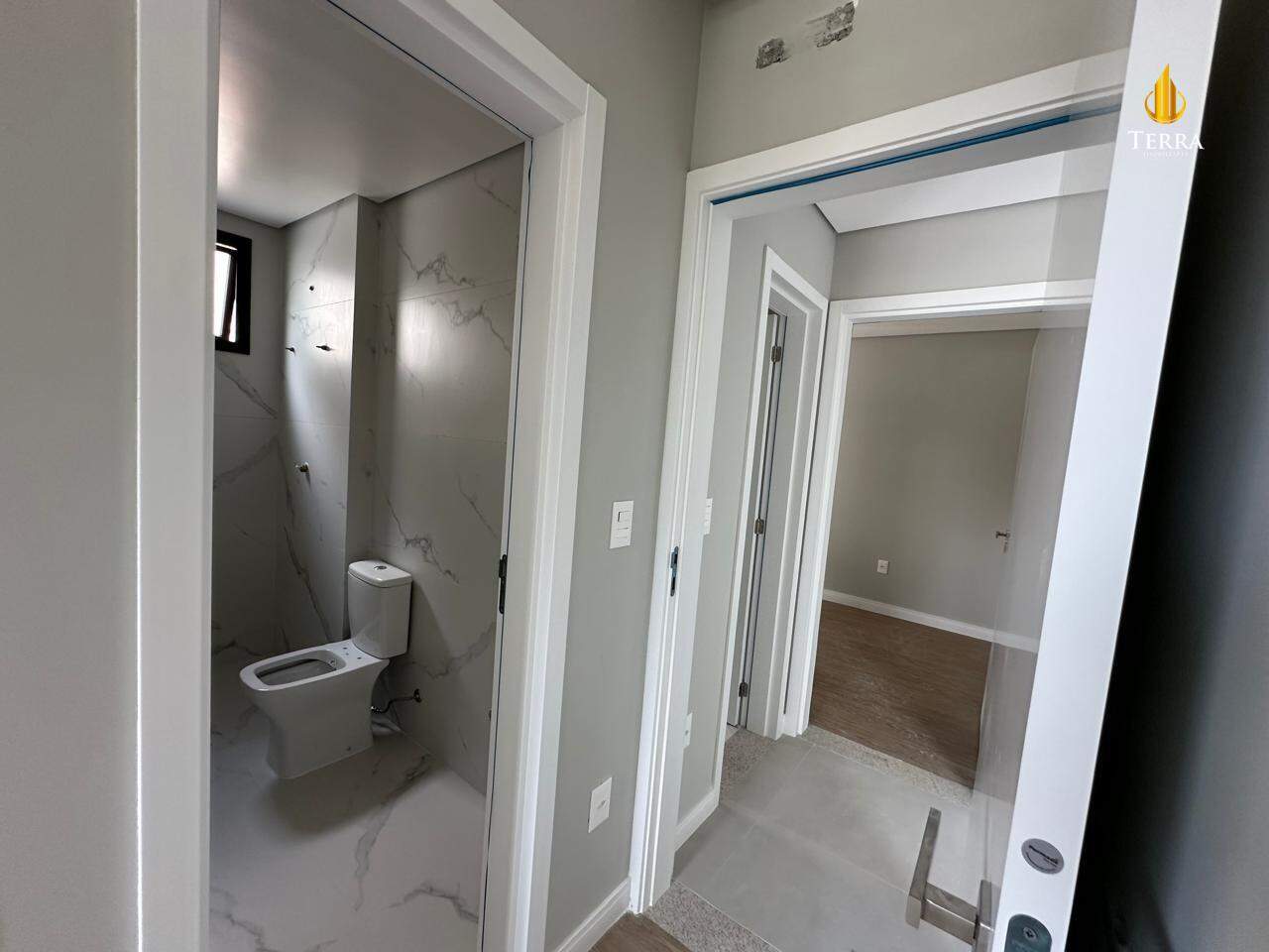 Portal da Brava Residencial Apartamento com 2 quartos, Praia dos Amores: 