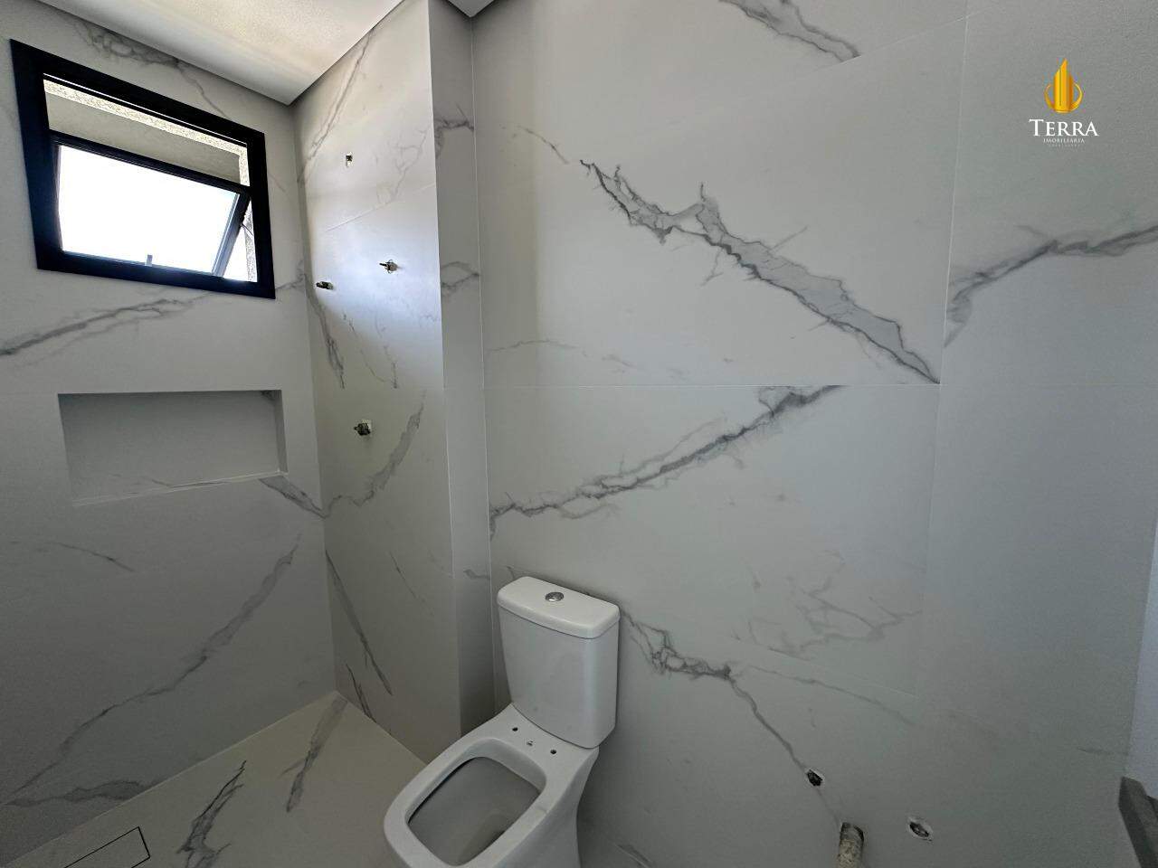 Portal da Brava Residencial Apartamento com 2 quartos, Praia dos Amores: 
