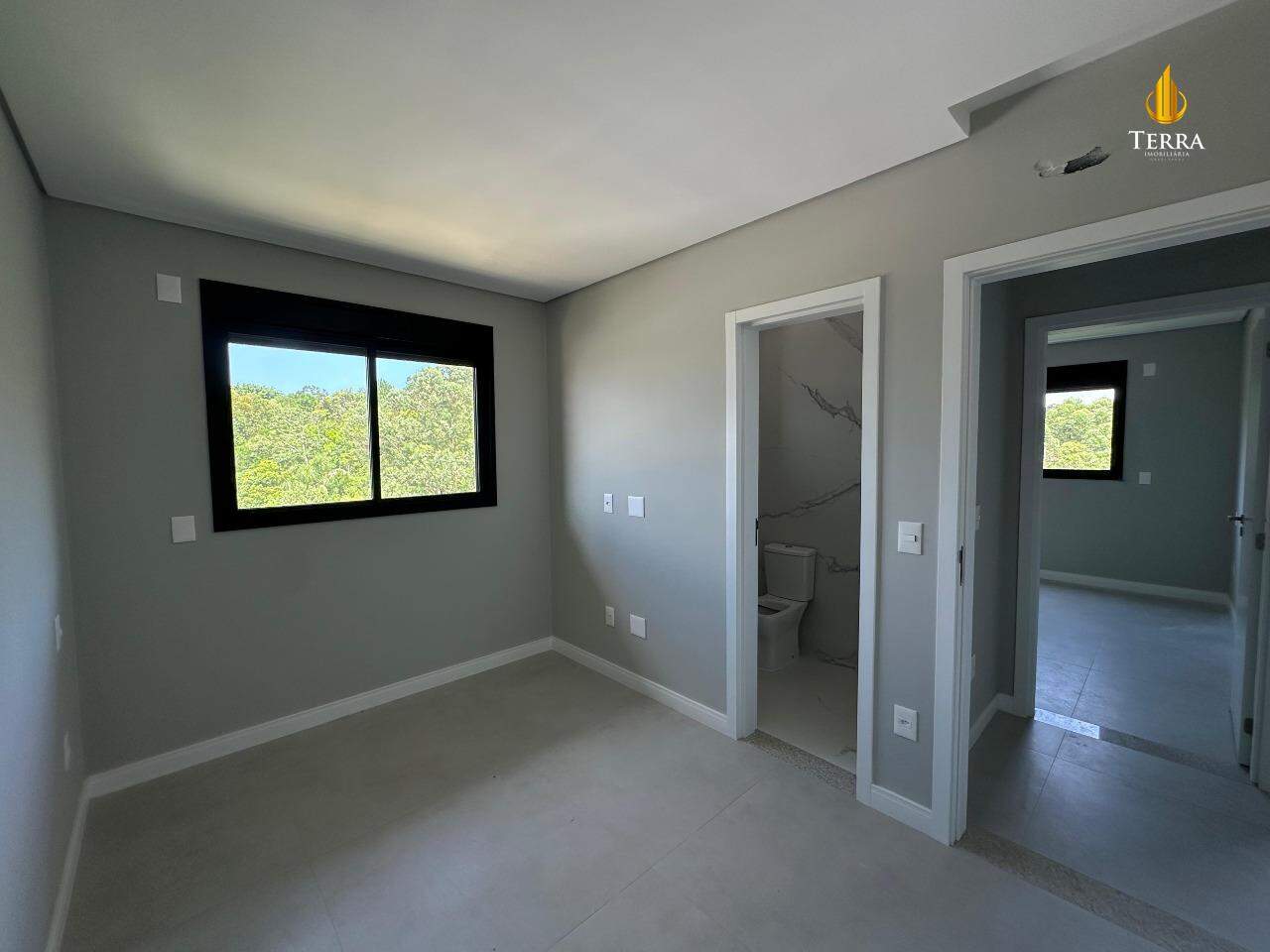 Portal da Brava Residencial Apartamento com 2 quartos, Praia dos Amores: 