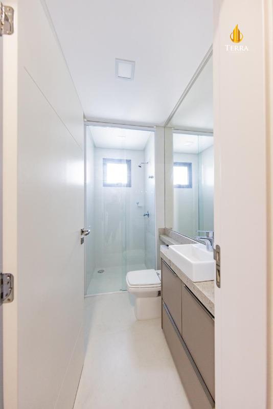 Royal Tower Residence Apartamento com 4 quartos, Centro: