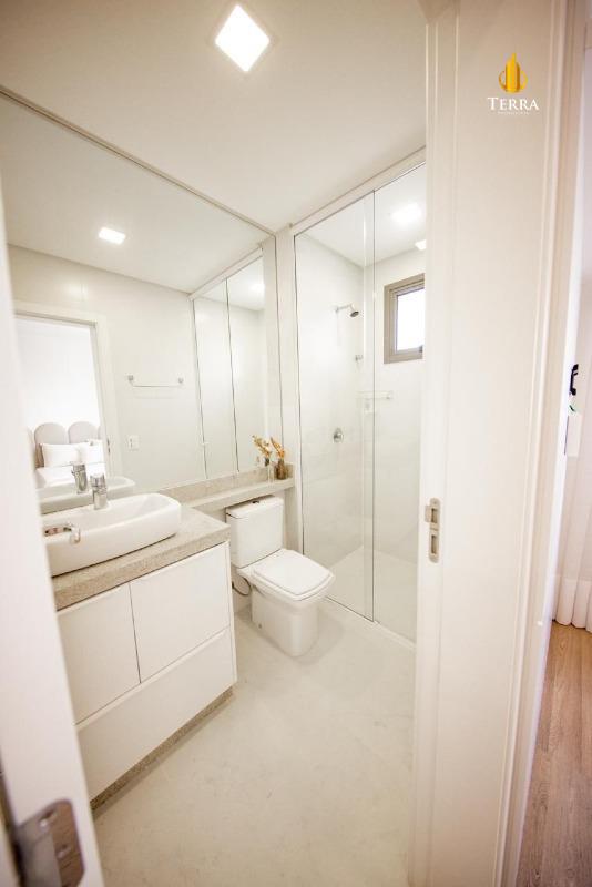 Royal Tower Residence Apartamento com 4 quartos, Centro: