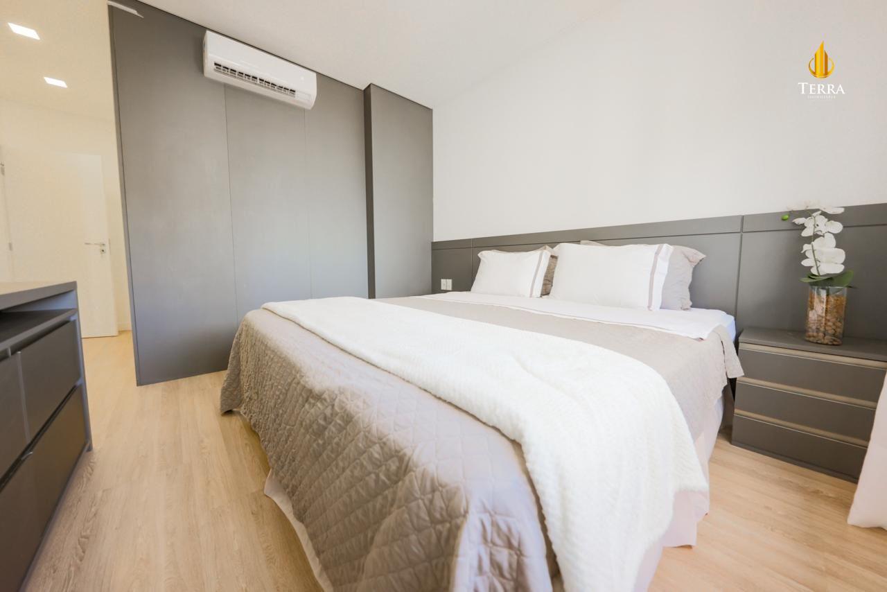 Royal Tower Residence Apartamento com 4 quartos, Centro: