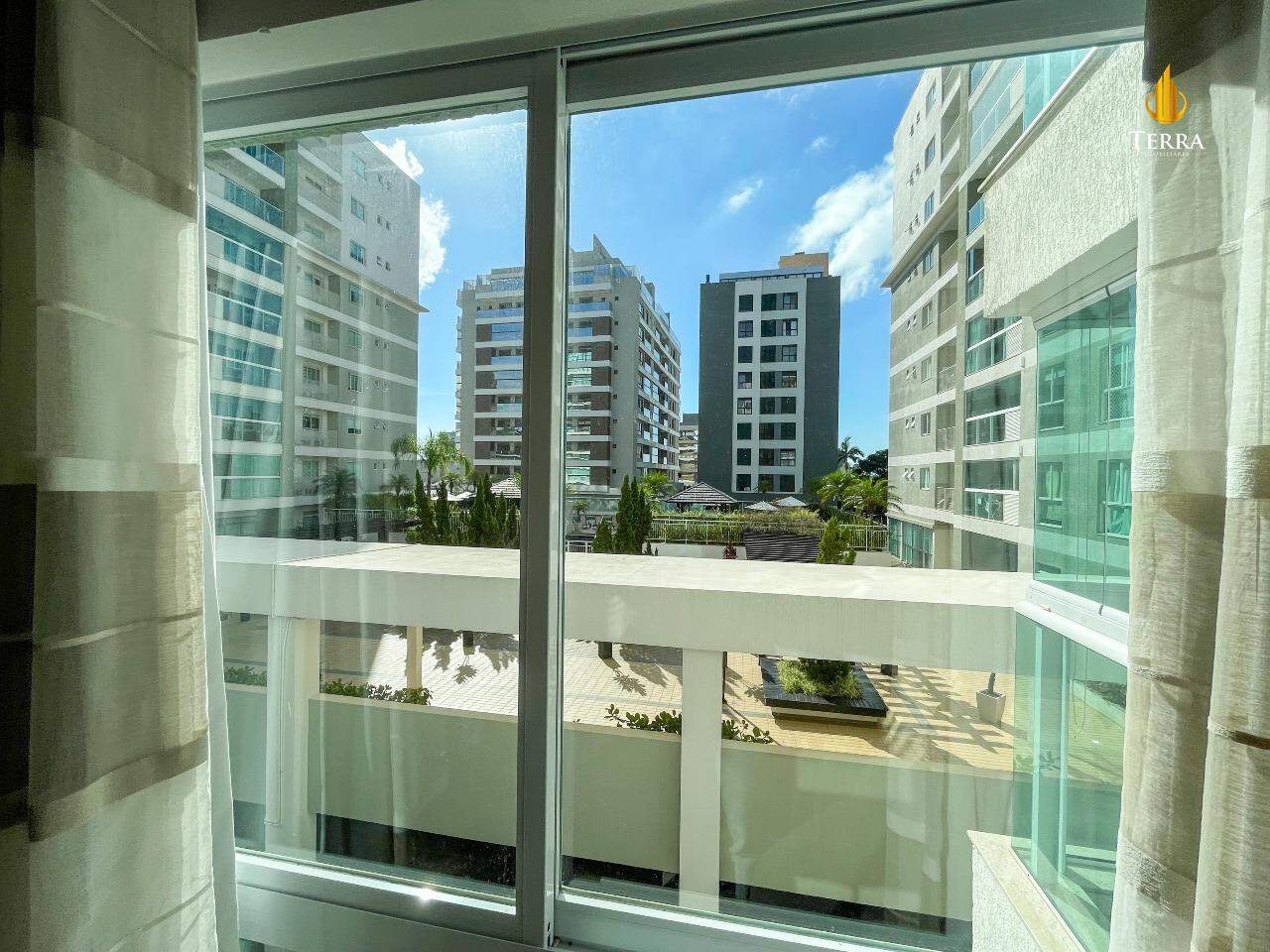 Aloha Home Resort Apartamento com 3 quartos, Praia Brava: 