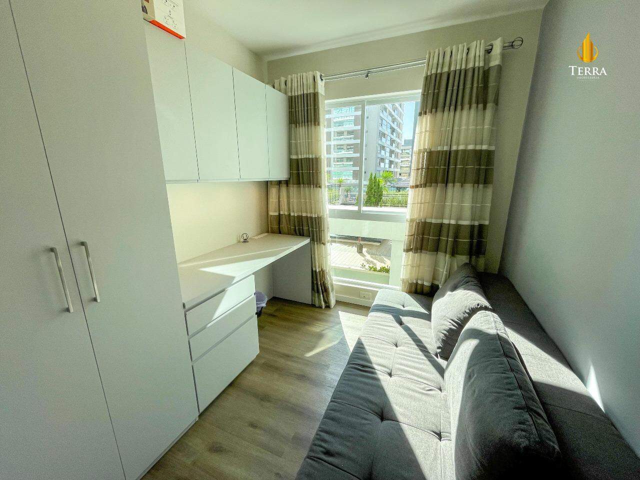 Aloha Home Resort Apartamento com 3 quartos, Praia Brava: 