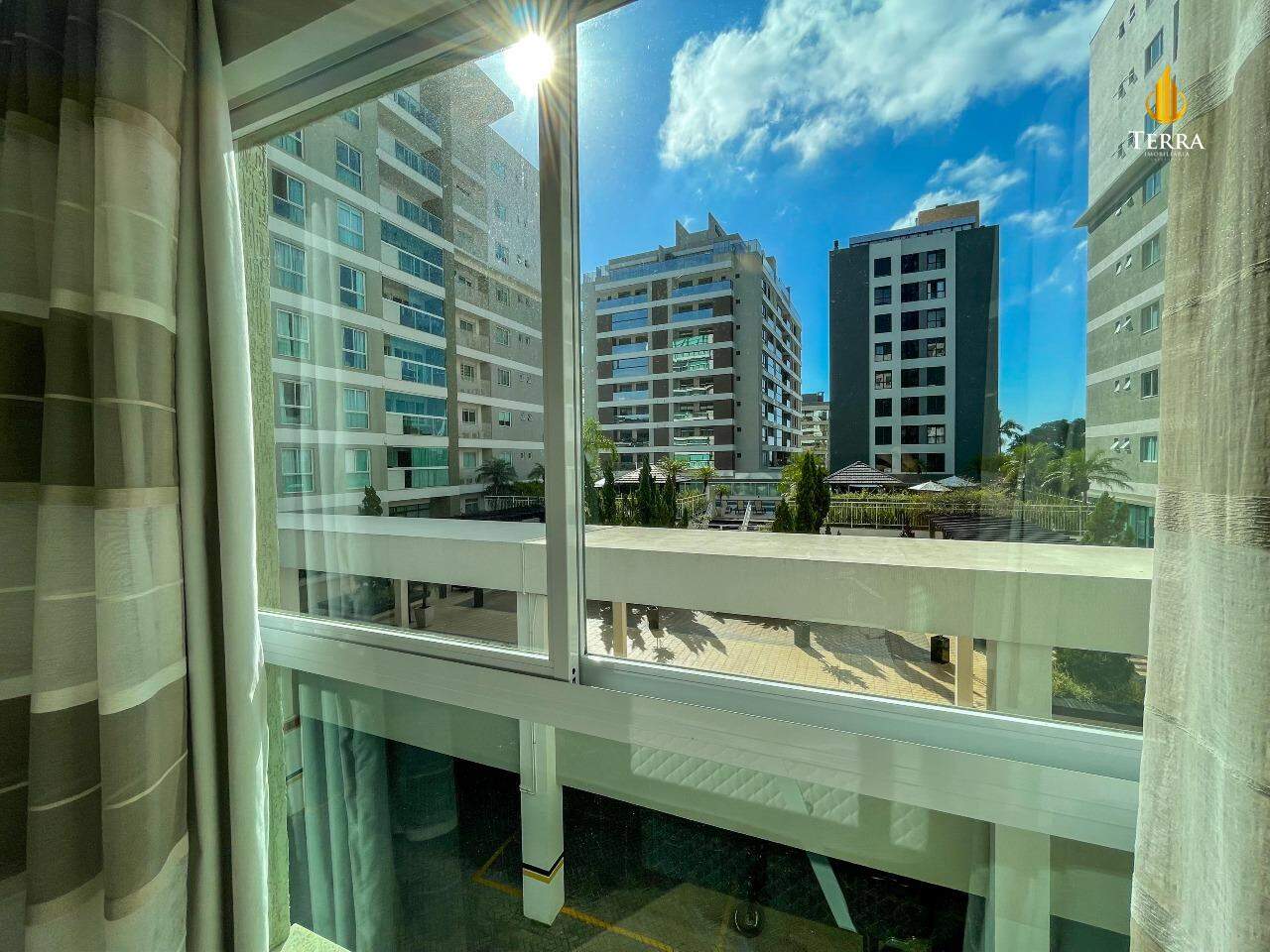 Aloha Home Resort Apartamento com 3 quartos, Praia Brava: 