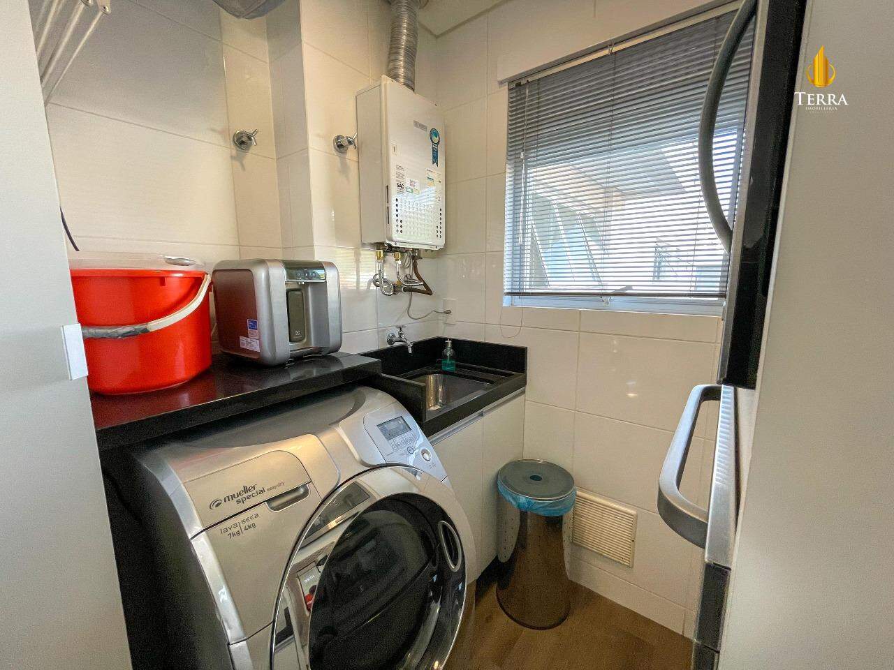 Aloha Home Resort Apartamento com 3 quartos, Praia Brava: 