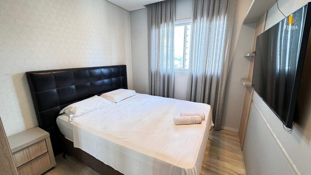 Porto da Barra Apartamento com 3 quartos, Centro: 
