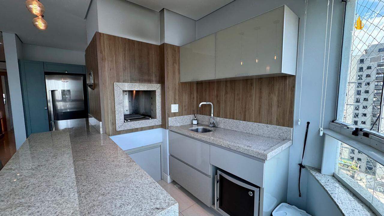 Porto da Barra Apartamento com 3 quartos, Centro: 