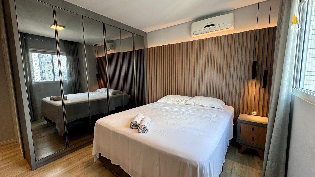 Porto da Barra Apartamento com 3 quartos, Centro: 