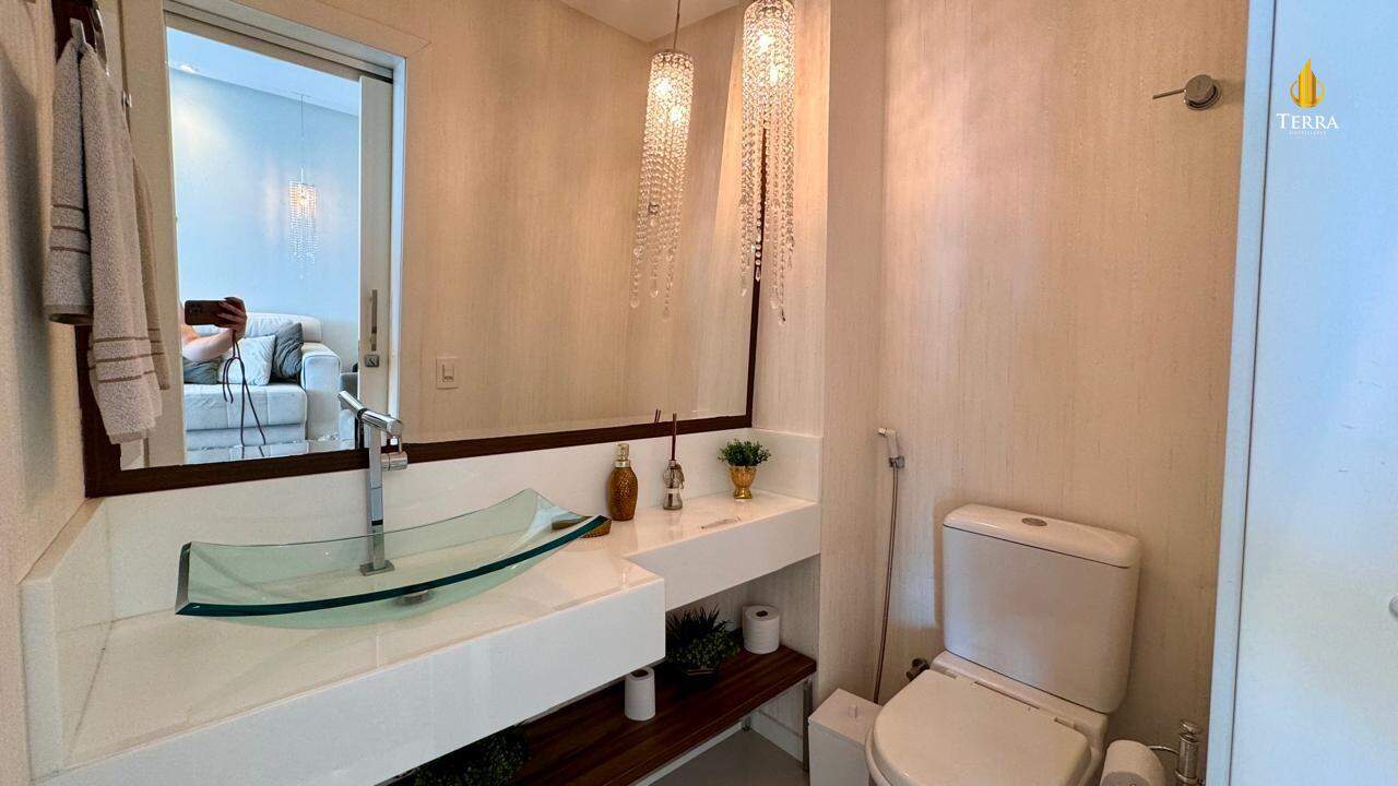 Porto da Barra Apartamento com 3 quartos, Centro: 