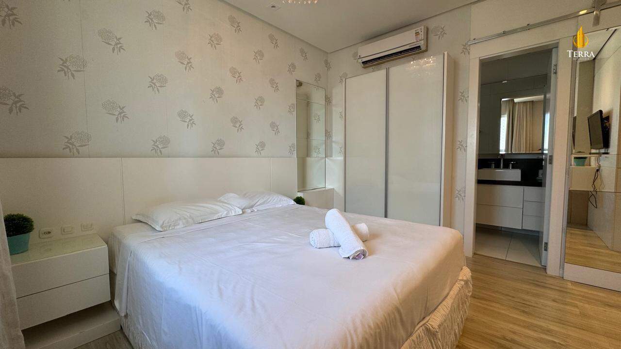 Porto da Barra Apartamento com 3 quartos, Centro: 