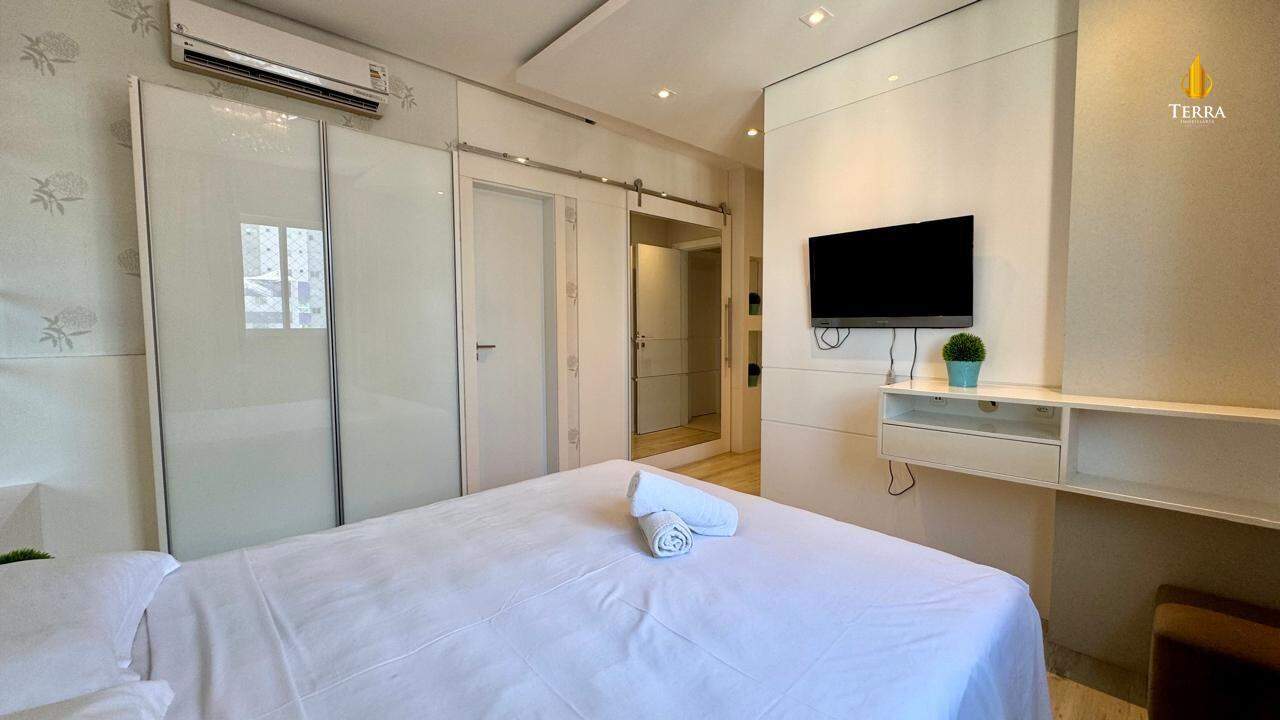 Porto da Barra Apartamento com 3 quartos, Centro: 