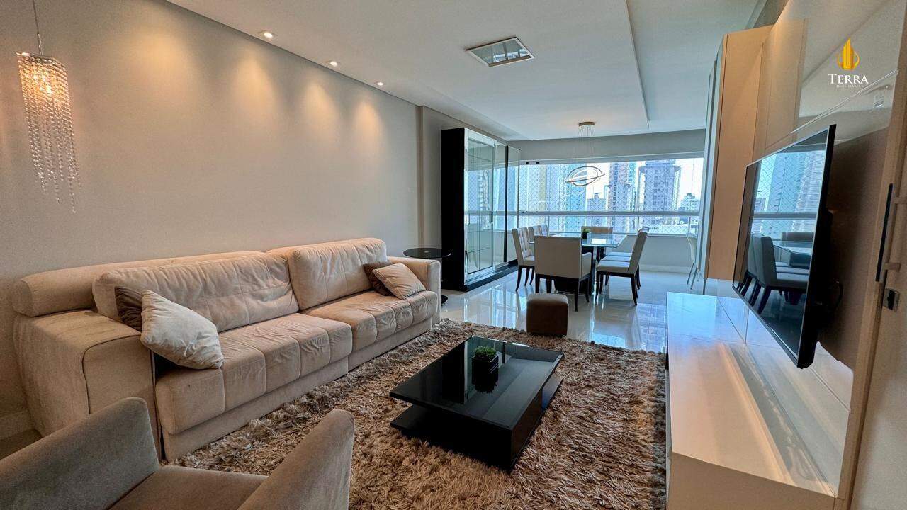 Porto da Barra Apartamento com 3 quartos, Centro: 