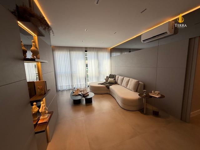 Sun Beach Residence Apartamento com 4 quartos, Centro: 