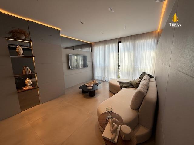 Sun Beach Residence Apartamento com 4 quartos, Centro: 