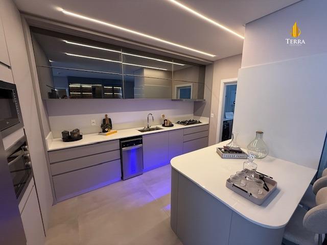 Sun Beach Residence Apartamento com 4 quartos, Centro: 