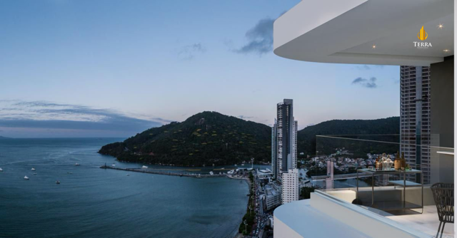 Tonino Lamborghini Residences Apartamento com 4 quartos, Centro: 