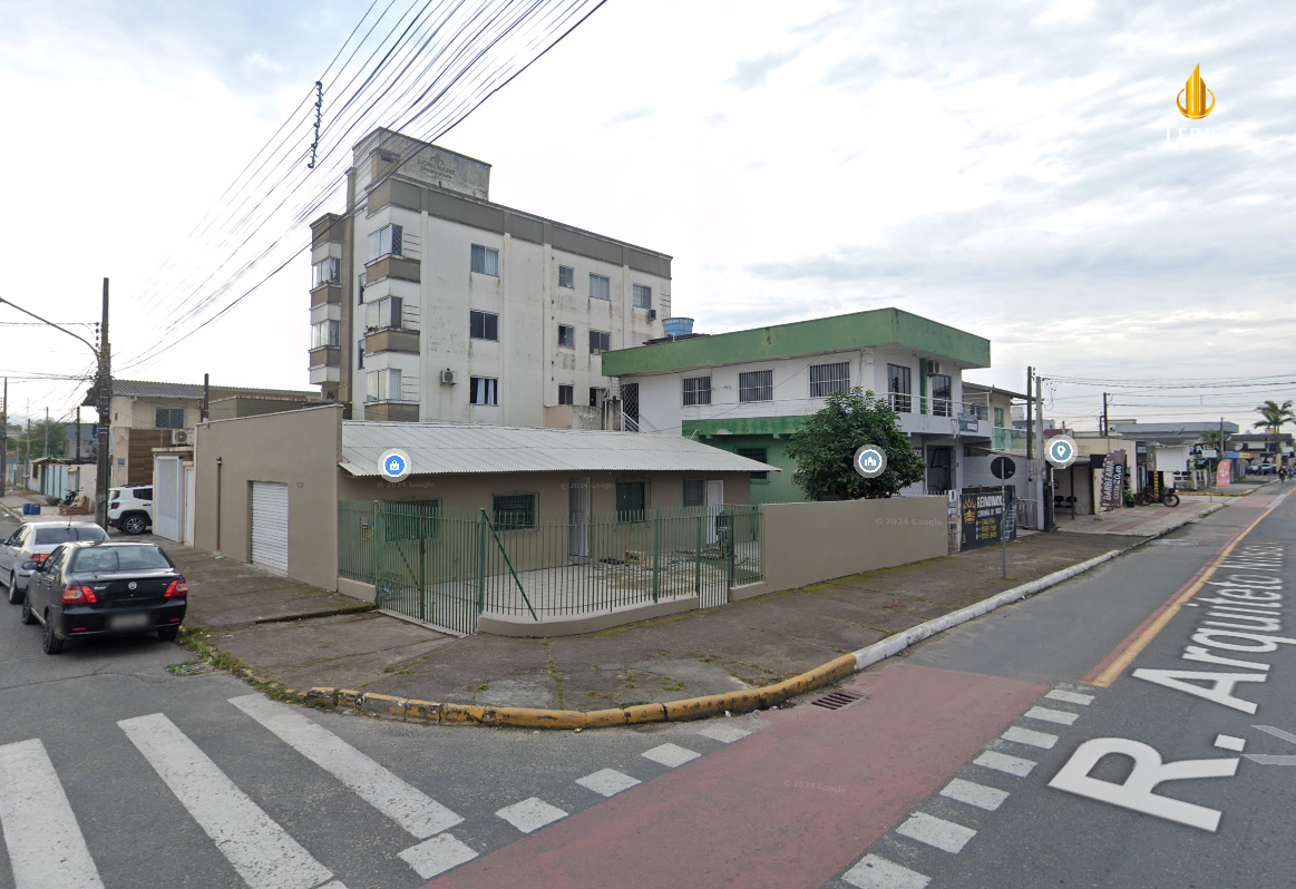  Terreno com , São Vicente: 