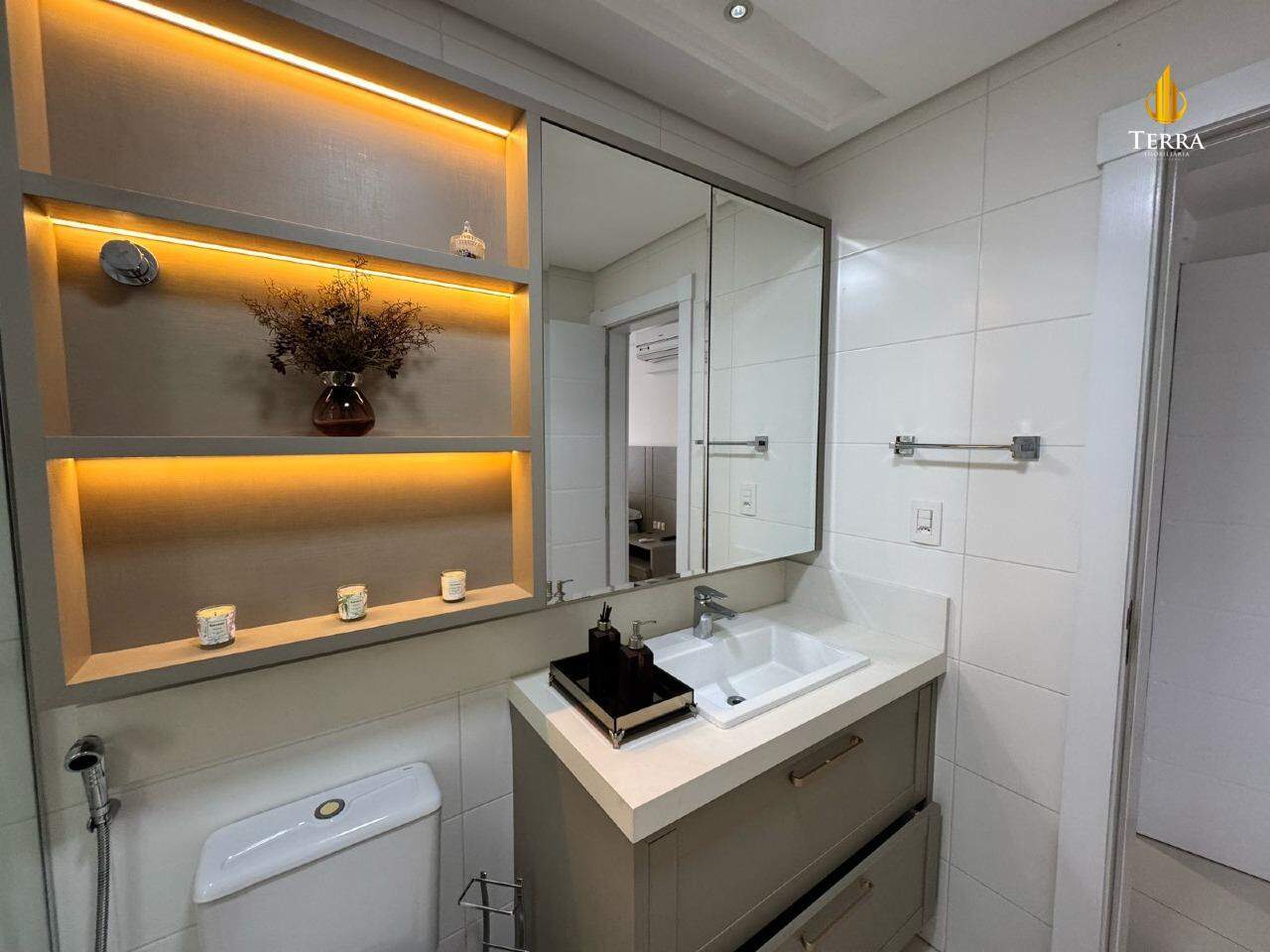 Costa Atlântica Apartamento com 3 quartos, Centro: 