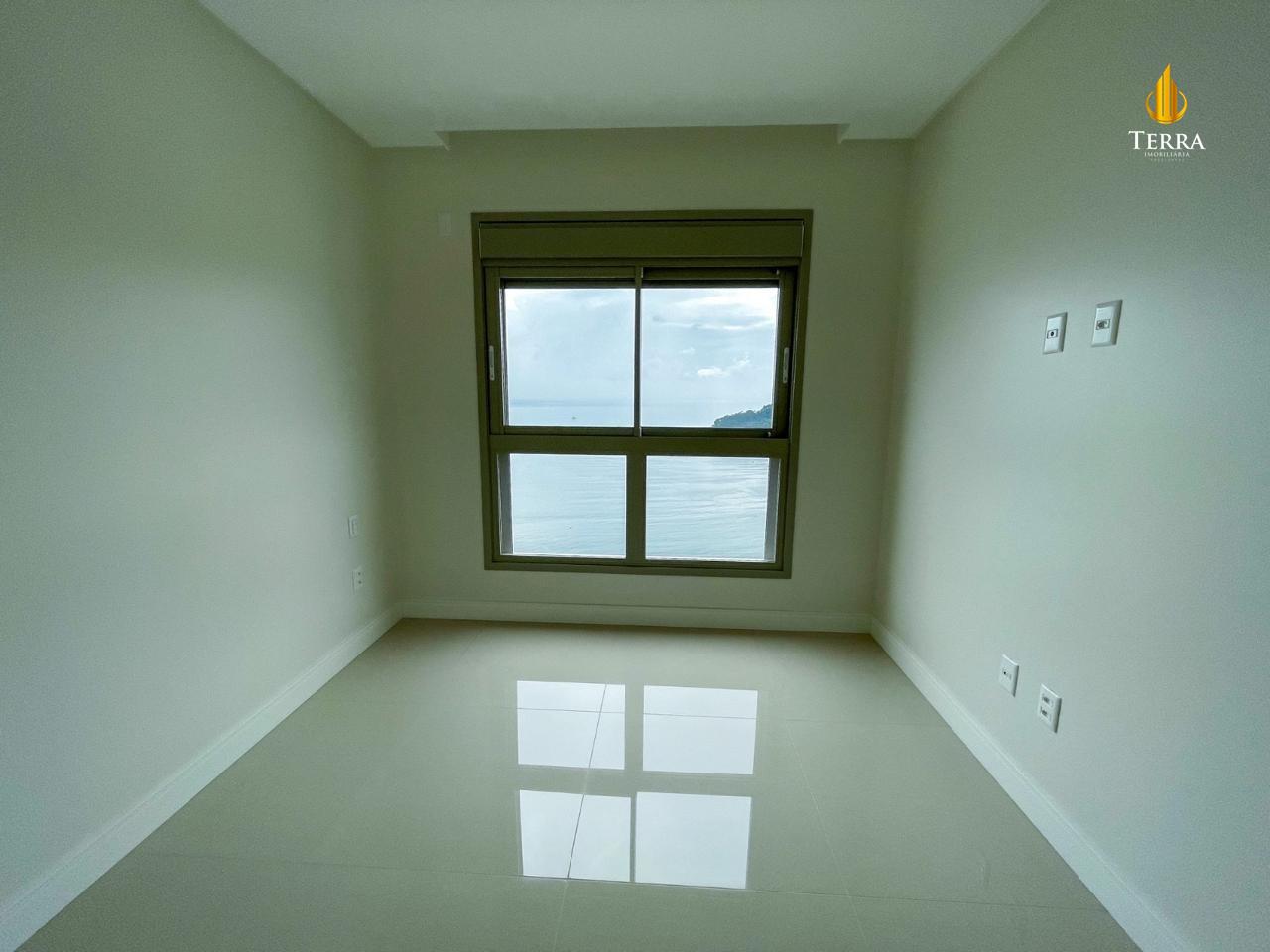 Morada Ilhas Marianas Apartamento com 4 quartos, Centro: 