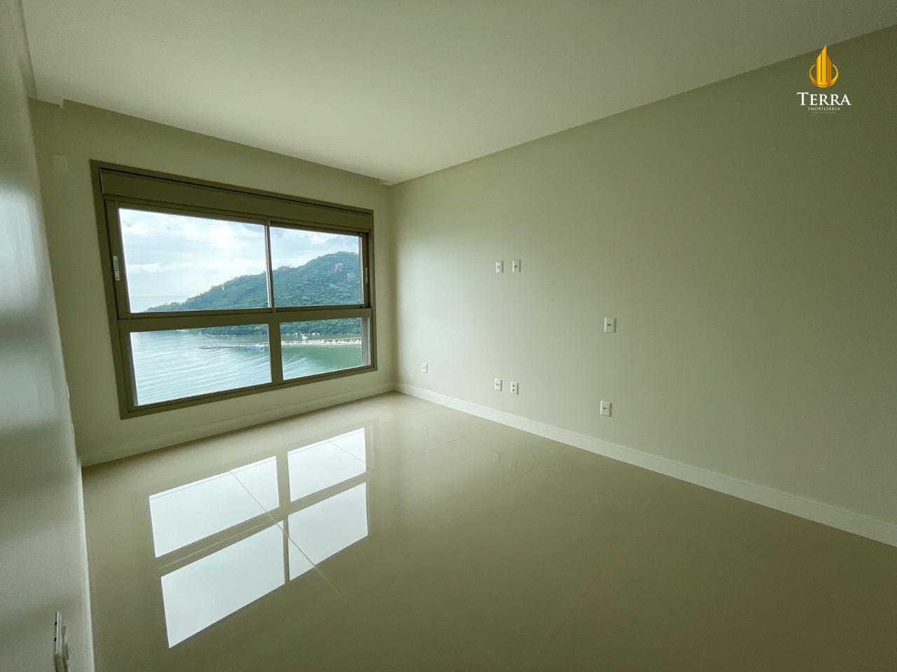 Morada Ilhas Marianas Apartamento com 4 quartos, Centro: