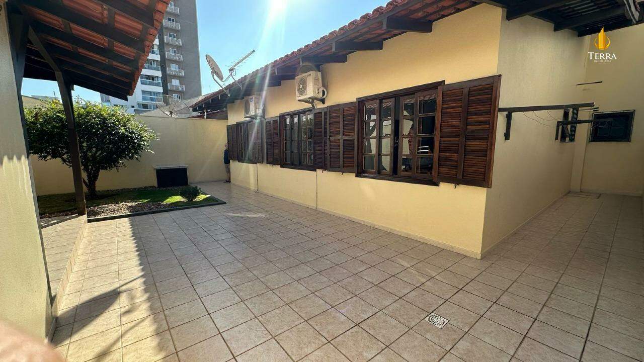  Casa com 4 quartos, Dom Bosco: 