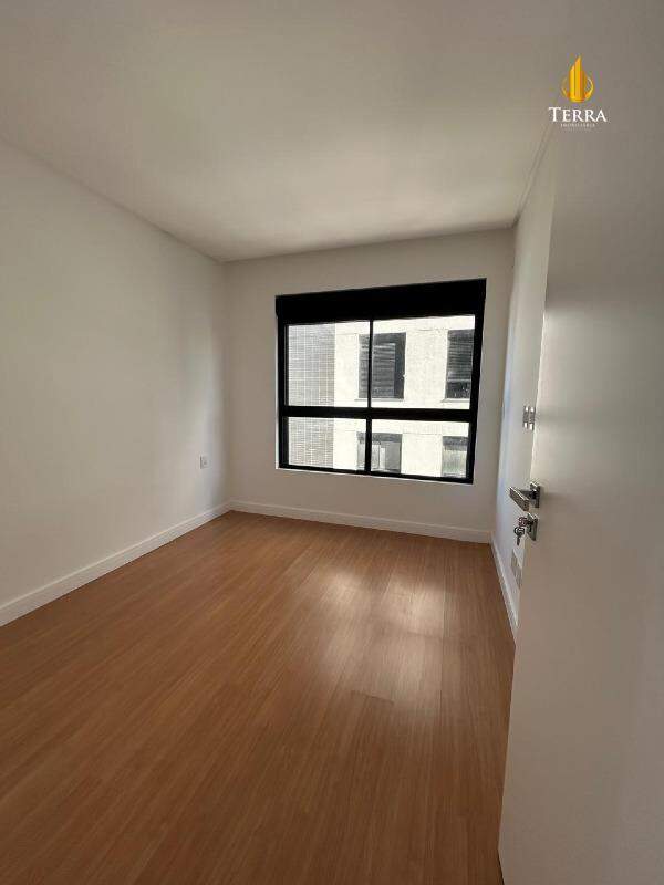 Brava Select Apartamento com 3 quartos, Praia Brava: 