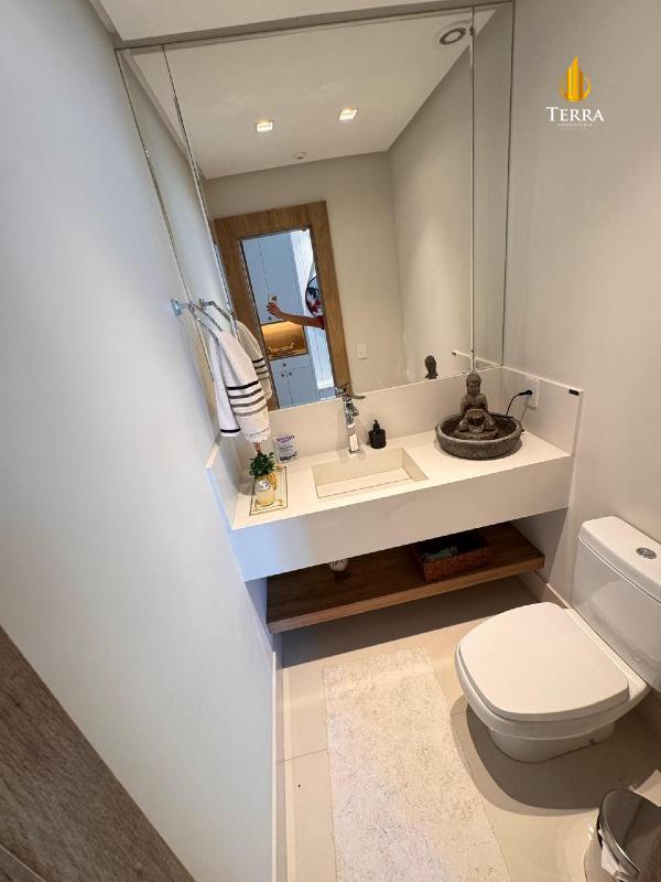 Splendia Tower Apartamento com 3 quartos, Centro: 