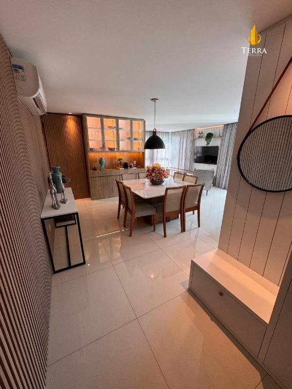 Splendia Tower Apartamento com 3 quartos, Centro: 