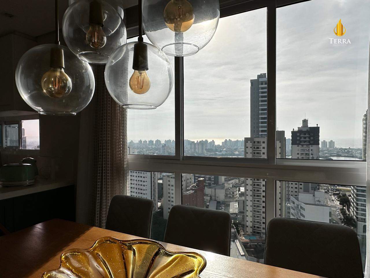 Edifício Marettimo Residencial Apartamento com 3 quartos, Centro: