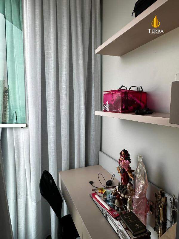 Edifício Marettimo Residencial Apartamento com 3 quartos, Centro: 