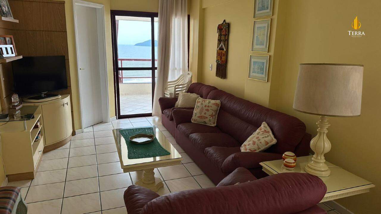  Apartamento com 3 quartos, Centro: 