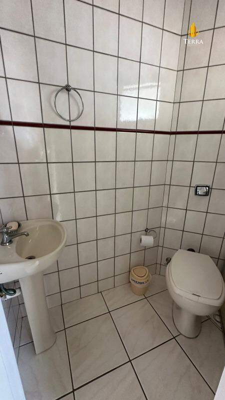  Apartamento com 3 quartos, Centro: 