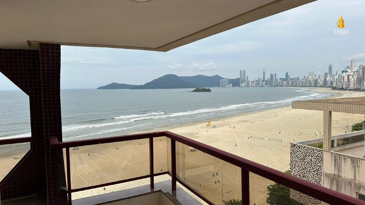  Apartamento com 3 quartos, Centro: 