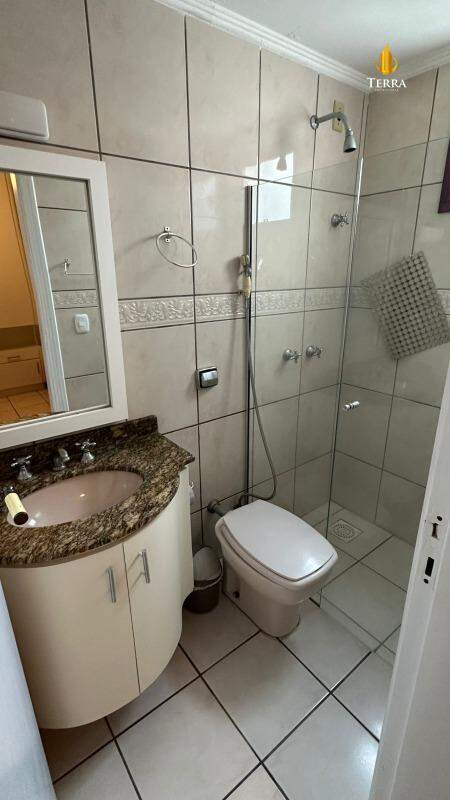  Apartamento com 3 quartos, Centro: 