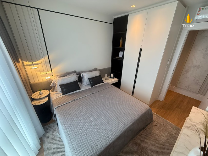 Skyline Tower Apartamento com 3 quartos, Pioneiros: 