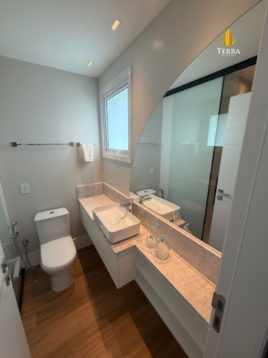 Skyline Tower Apartamento com 3 quartos, Pioneiros: 