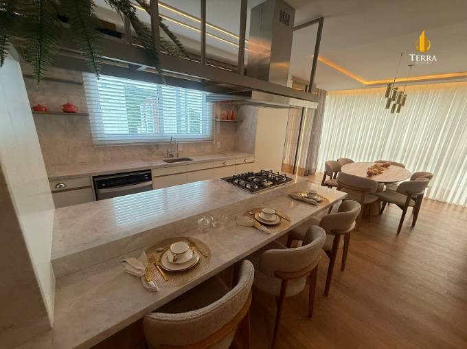 Skyline Tower Apartamento com 3 quartos, Pioneiros: 